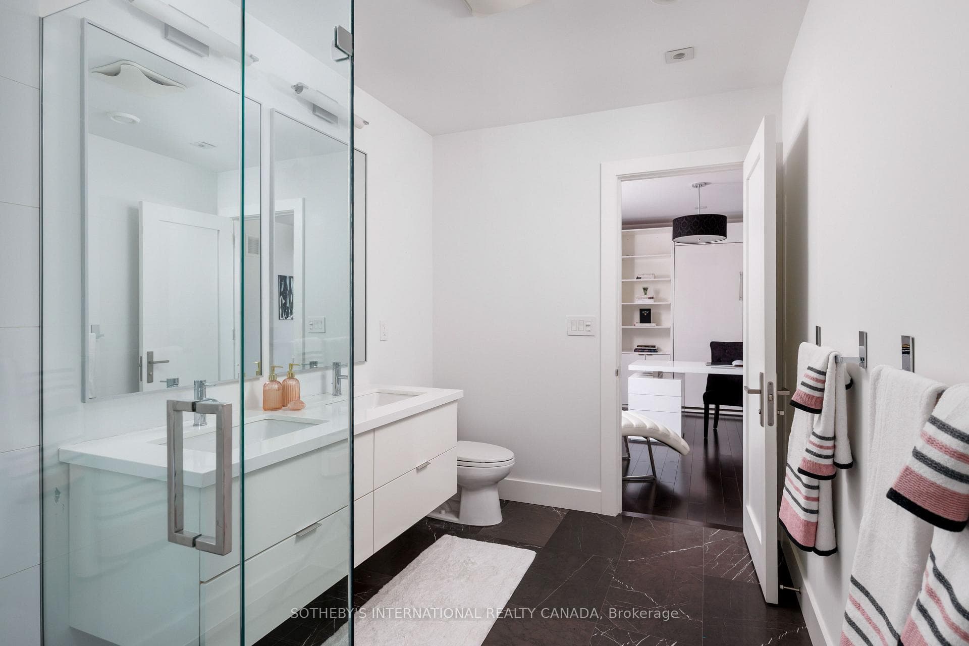 5 Hartfield Road photo 30
