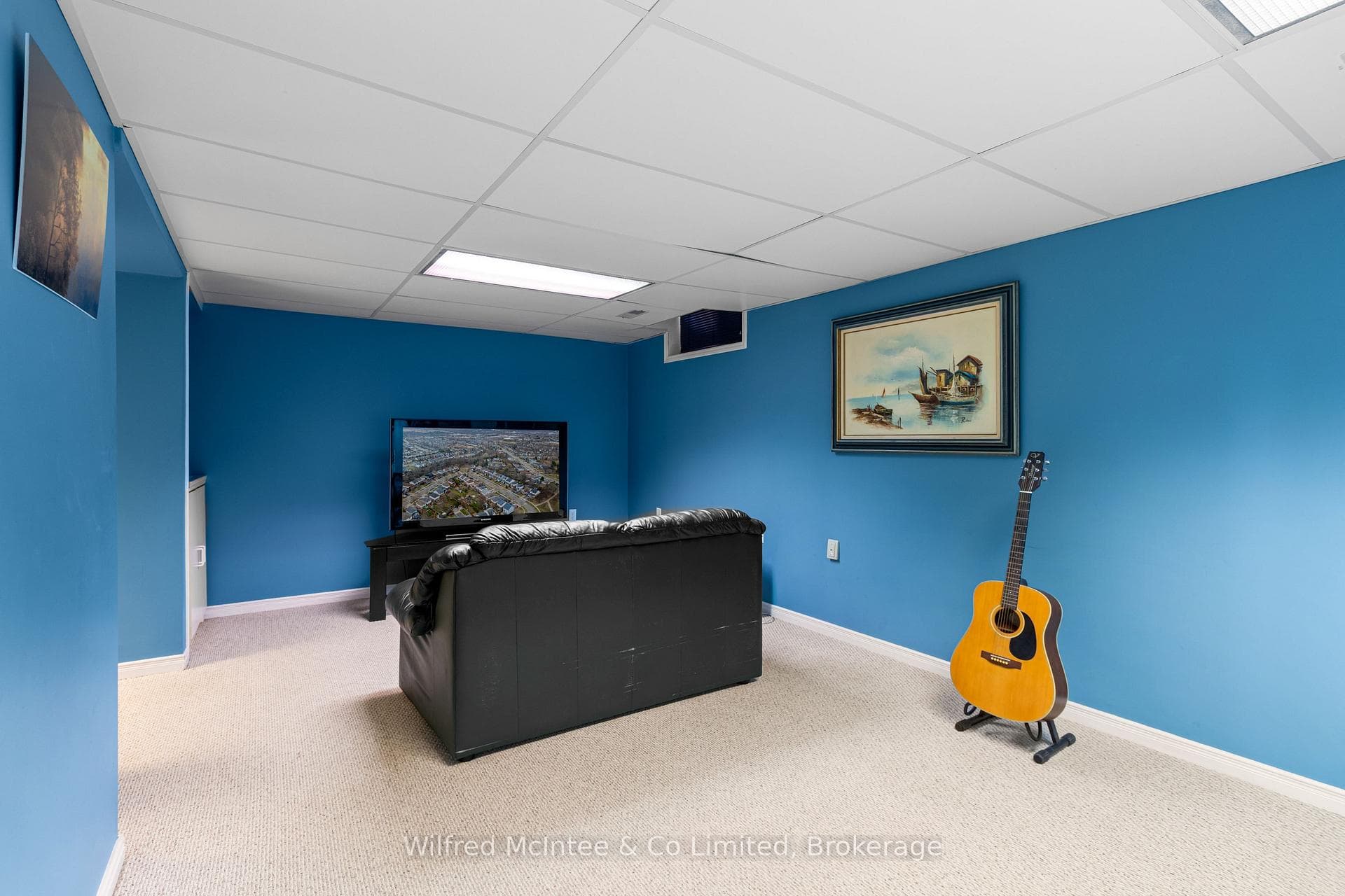 50 Starview Crescent photo 27