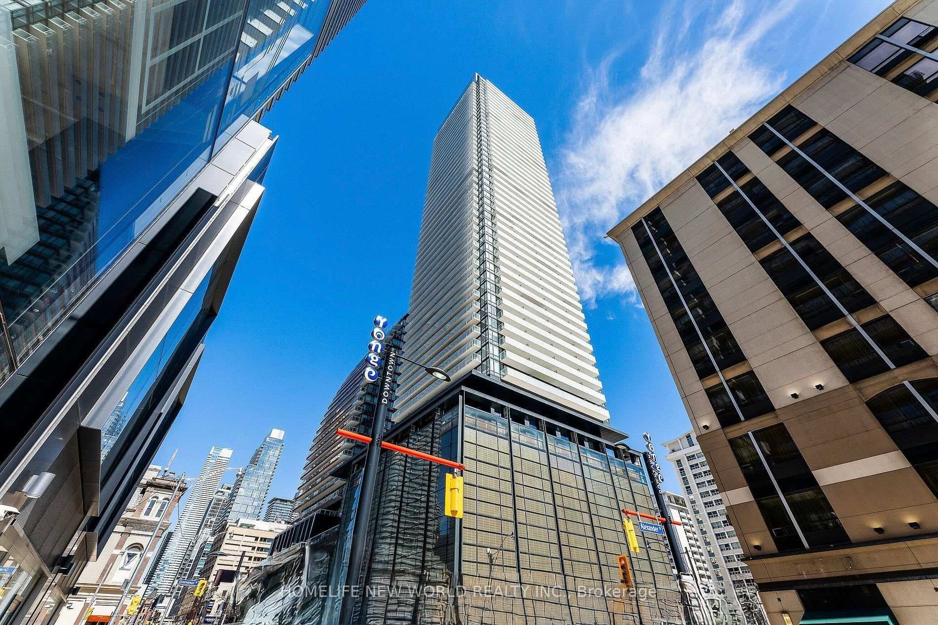 501 Yonge Street Unit 3707 photo 1