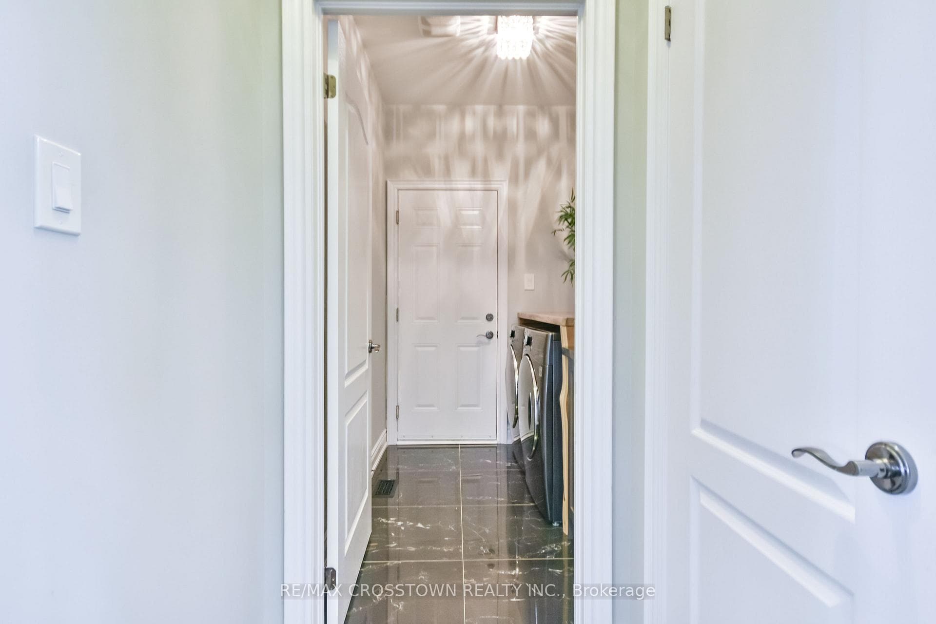 22 Stewart Crescent photo 7