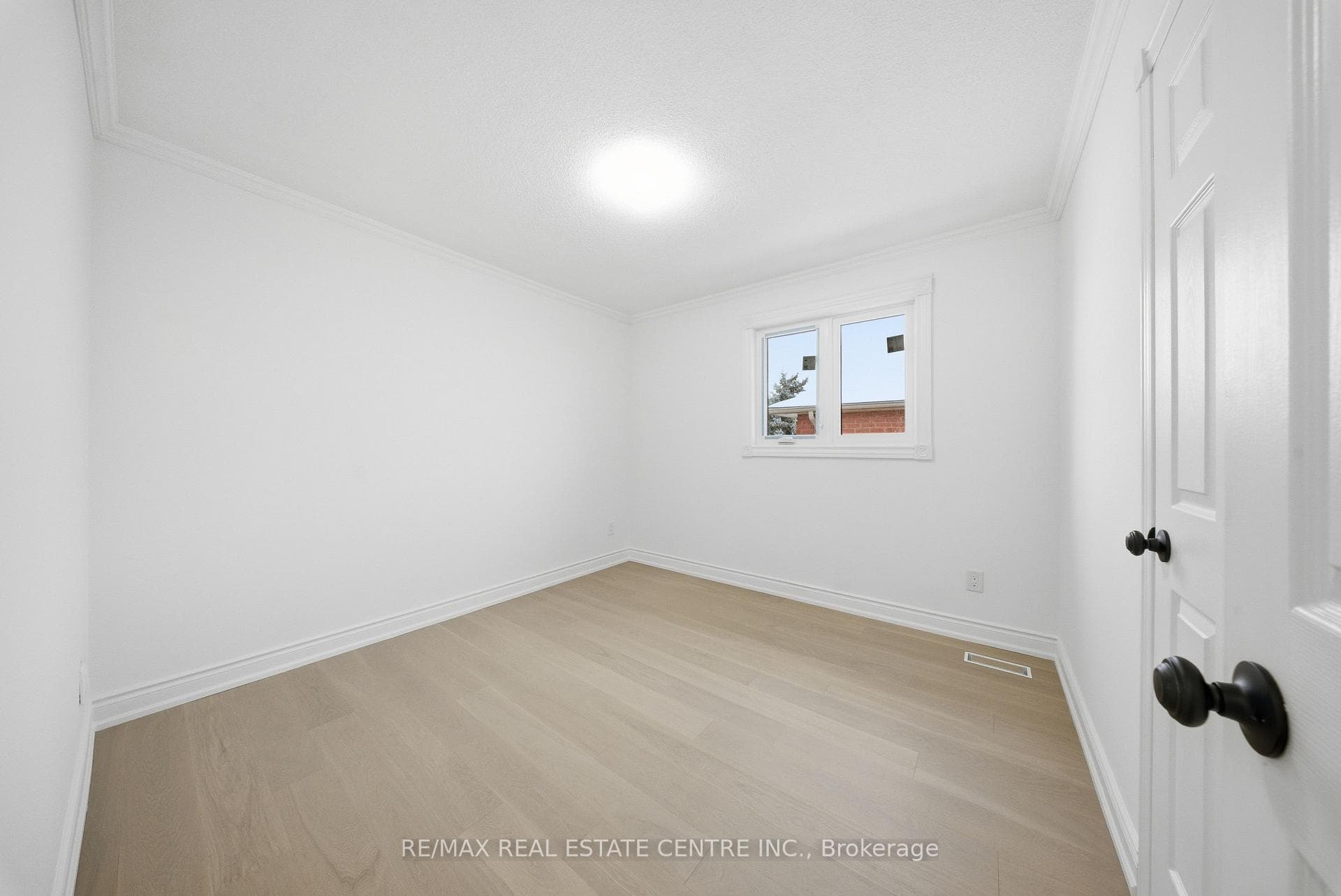 3316 Lady Slipper Court photo 26