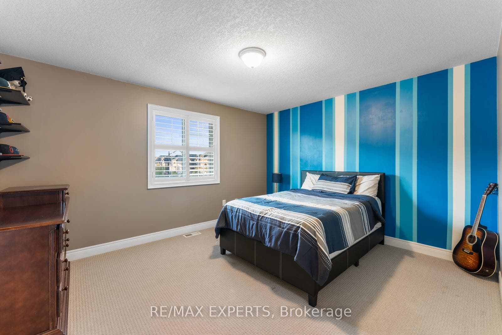 154 Davinci Boulevard photo 37