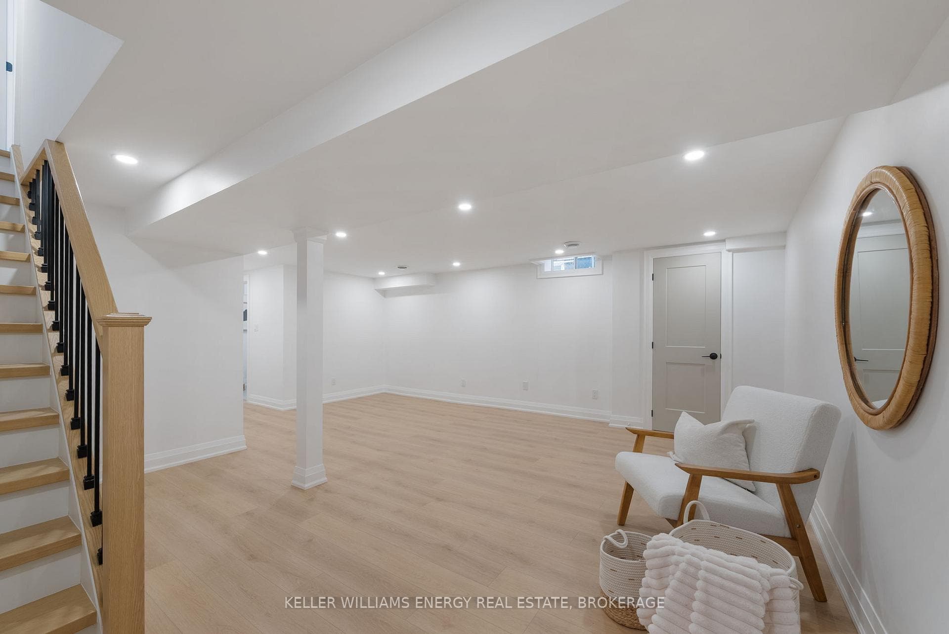 357 Burrows Hall Boulevard photo 19