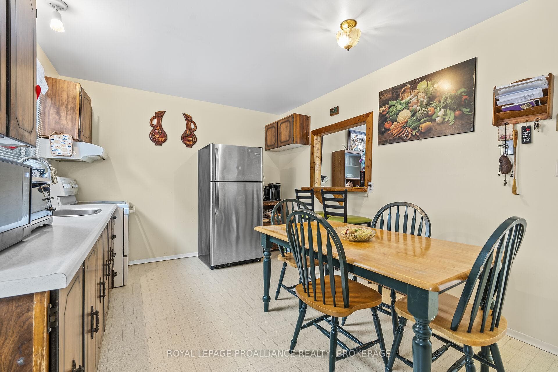 7 Rosemund Crescent photo 12