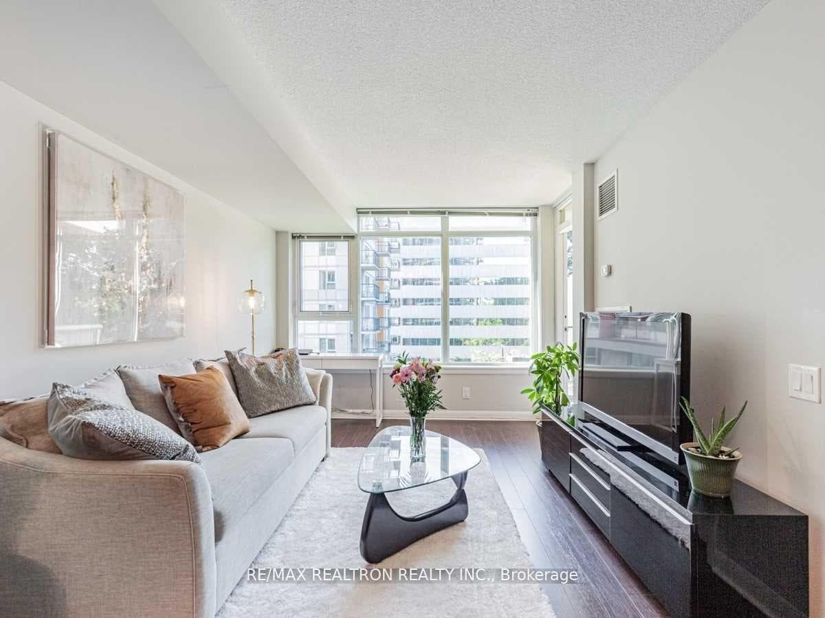 190 Borough Drive Unit 1101 photo 17