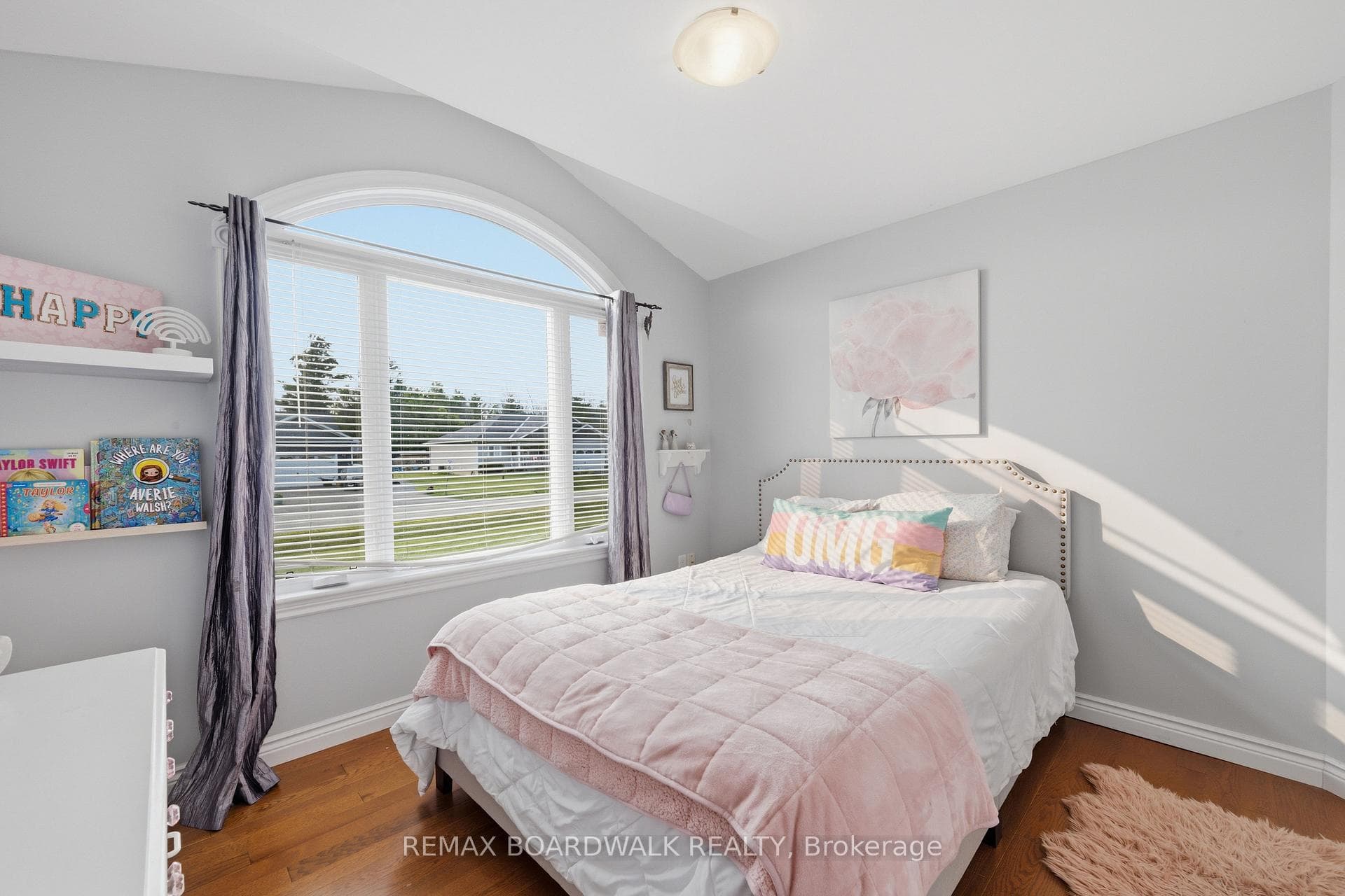 17 Albert Street photo 35