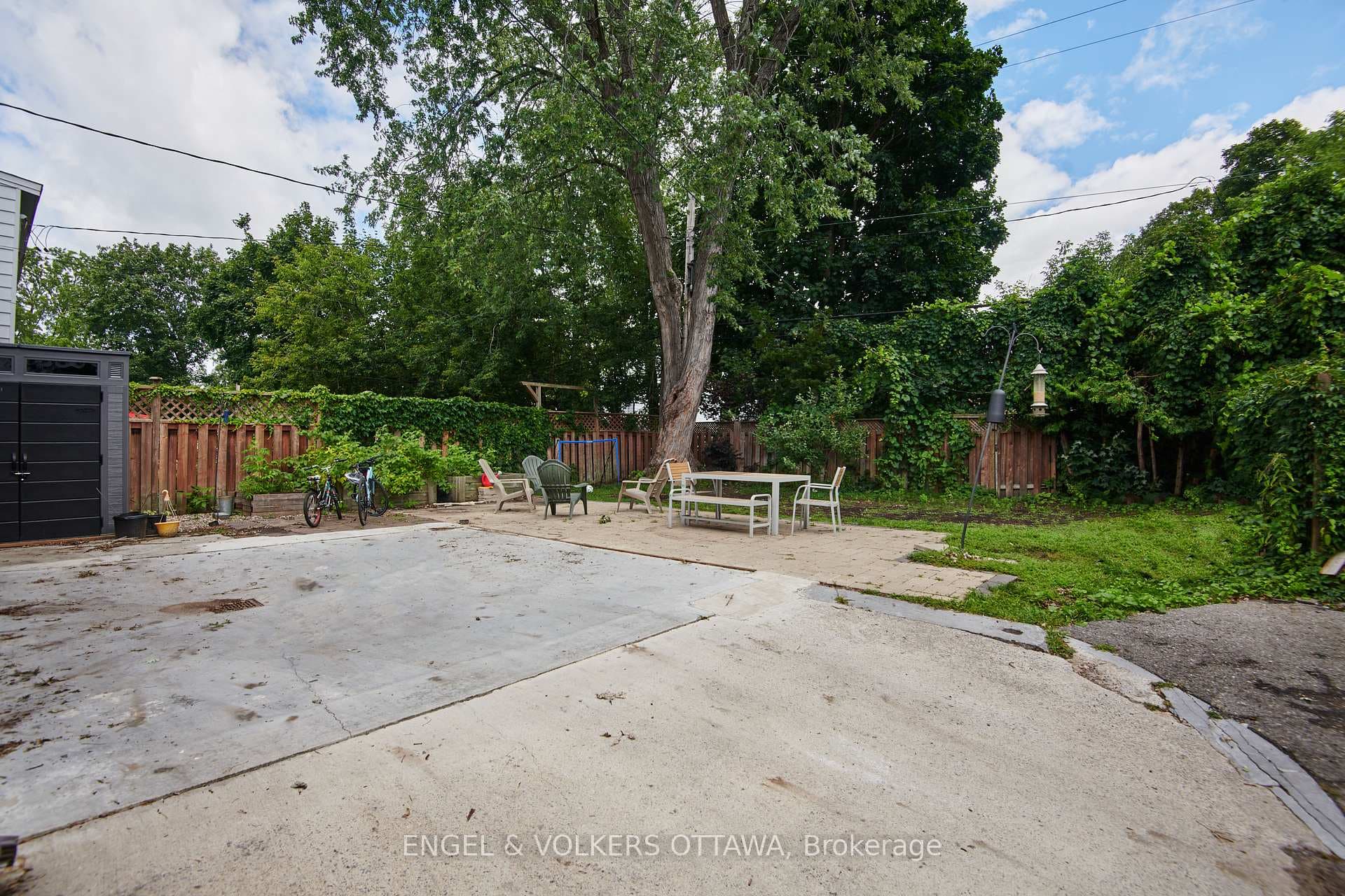 469 Island Park Drive photo 33