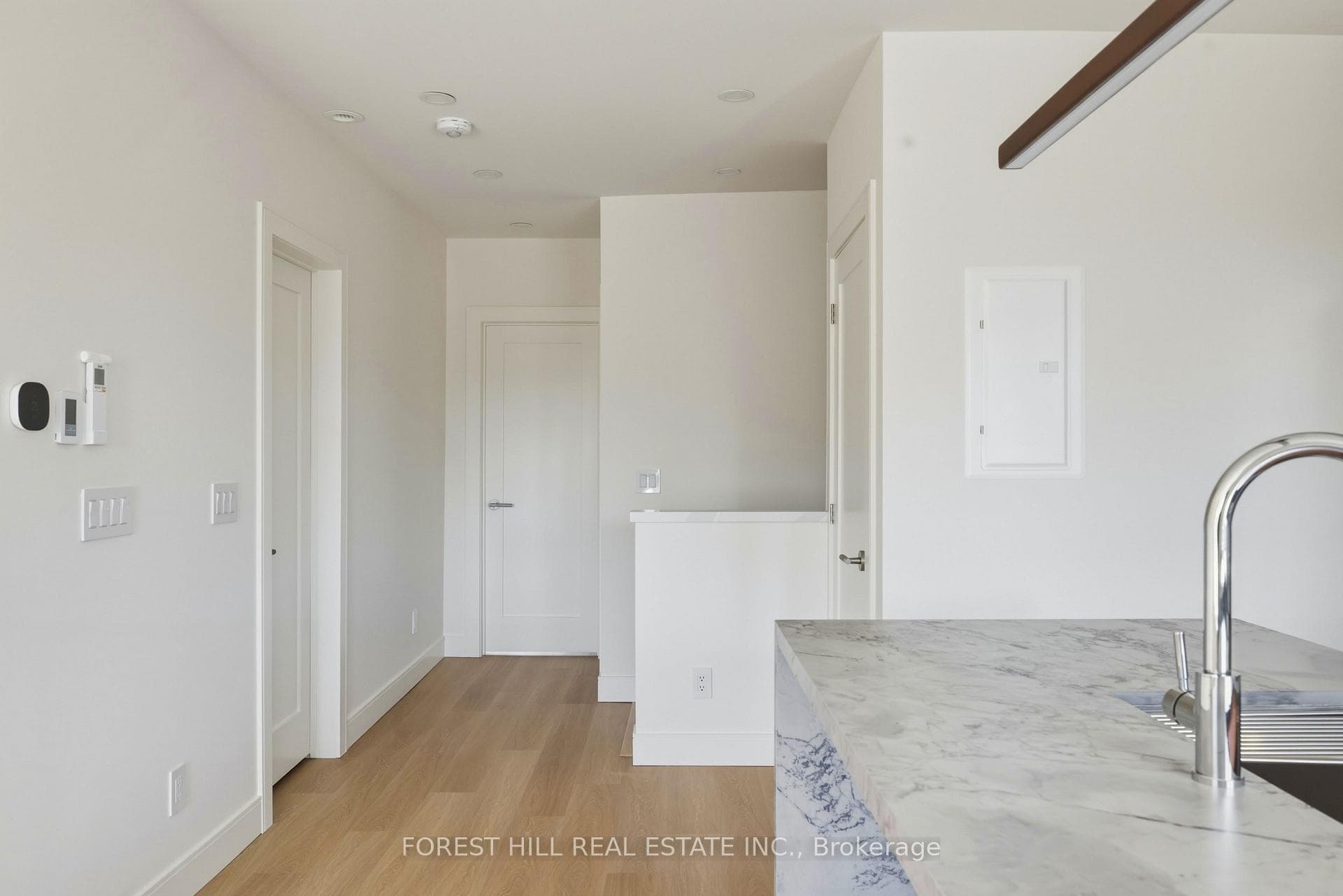 250 Hallam Street Unit Upper photo 11