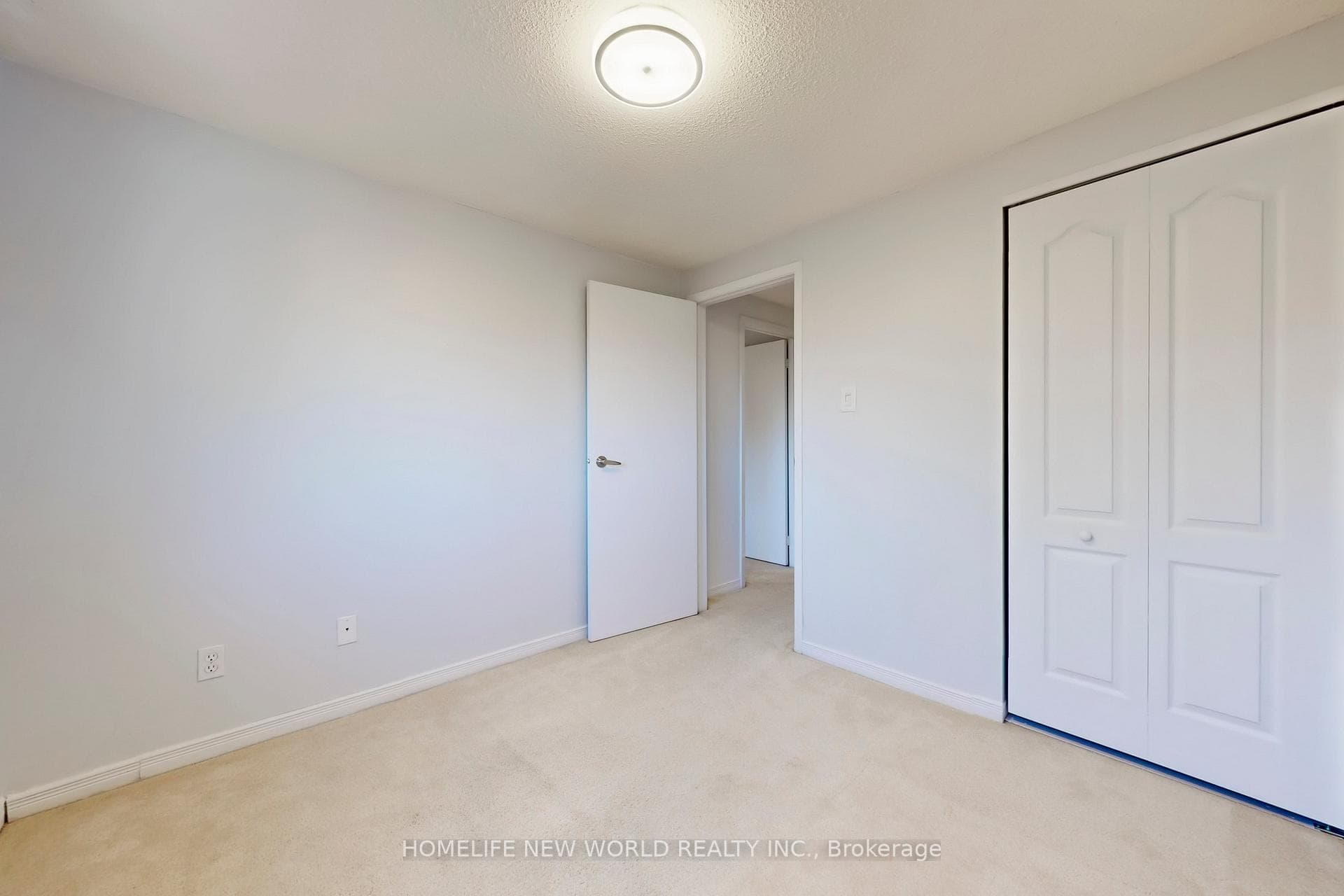 37 Fieldside Drive photo 27