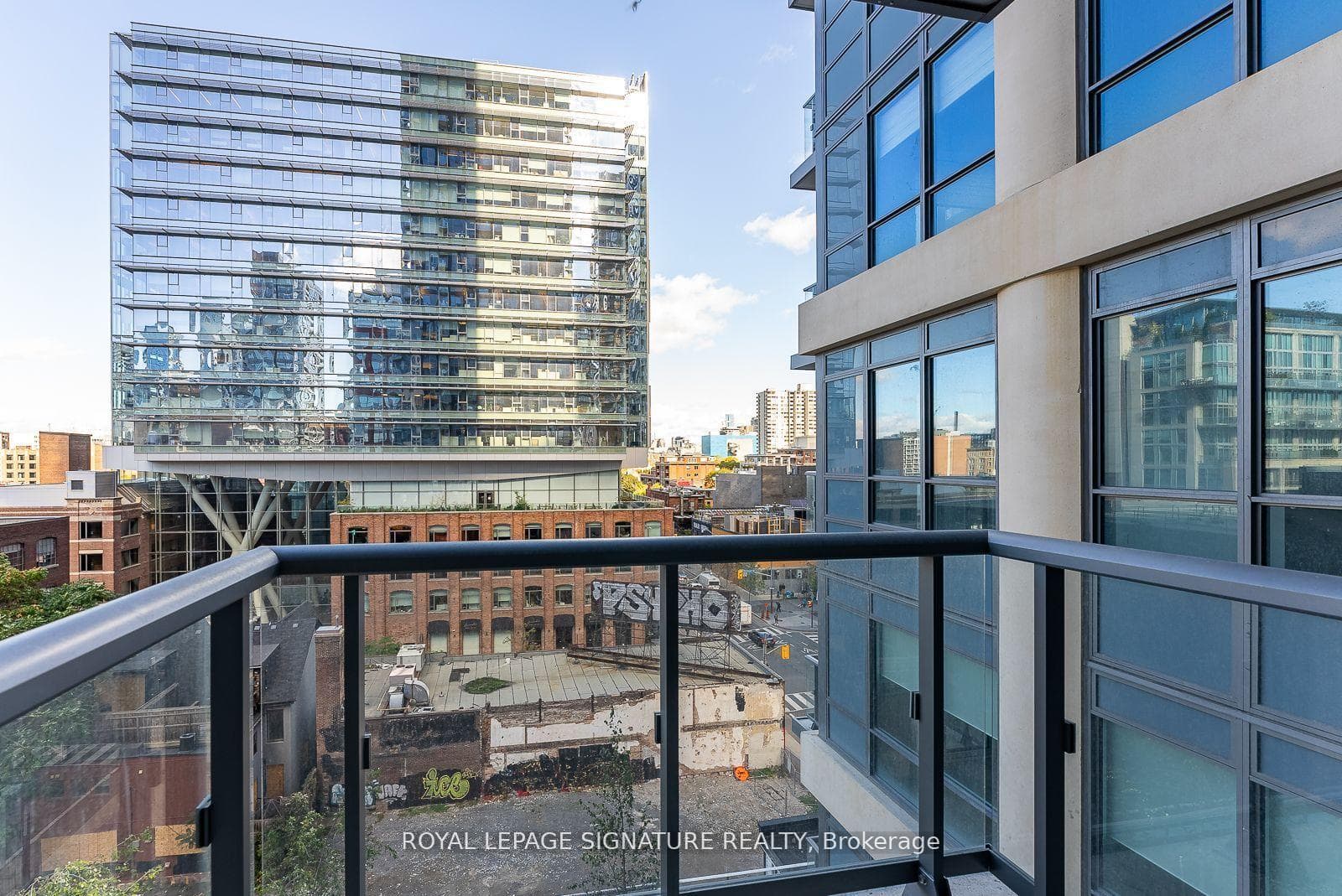 108 Peter Street Unit 3001 photo 18
