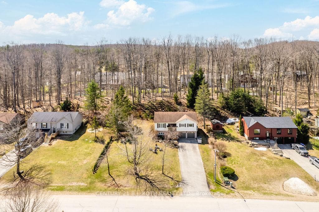 15 Sugarbush Road photo 43