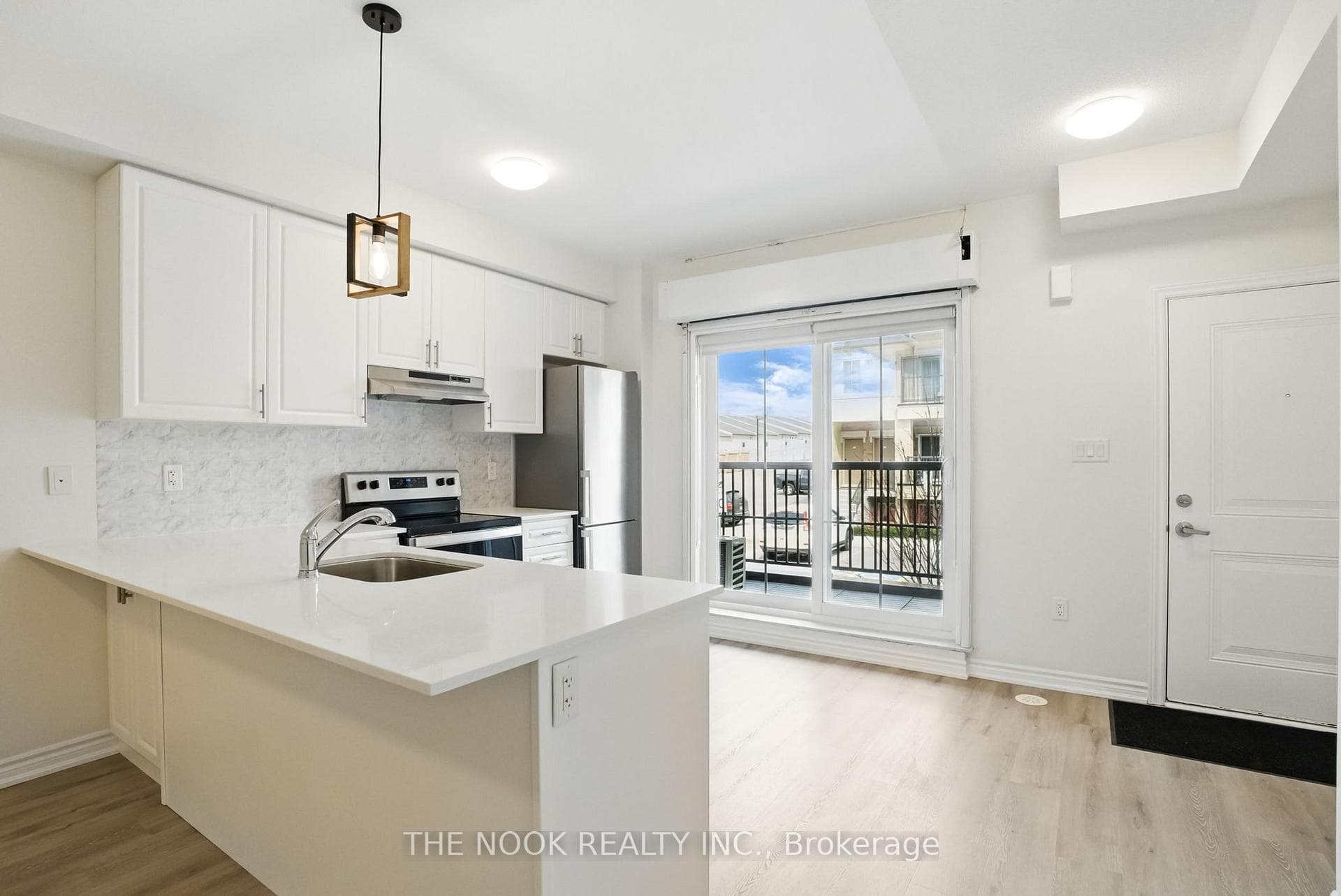 470 Beresford Path Unit 6 photo 6