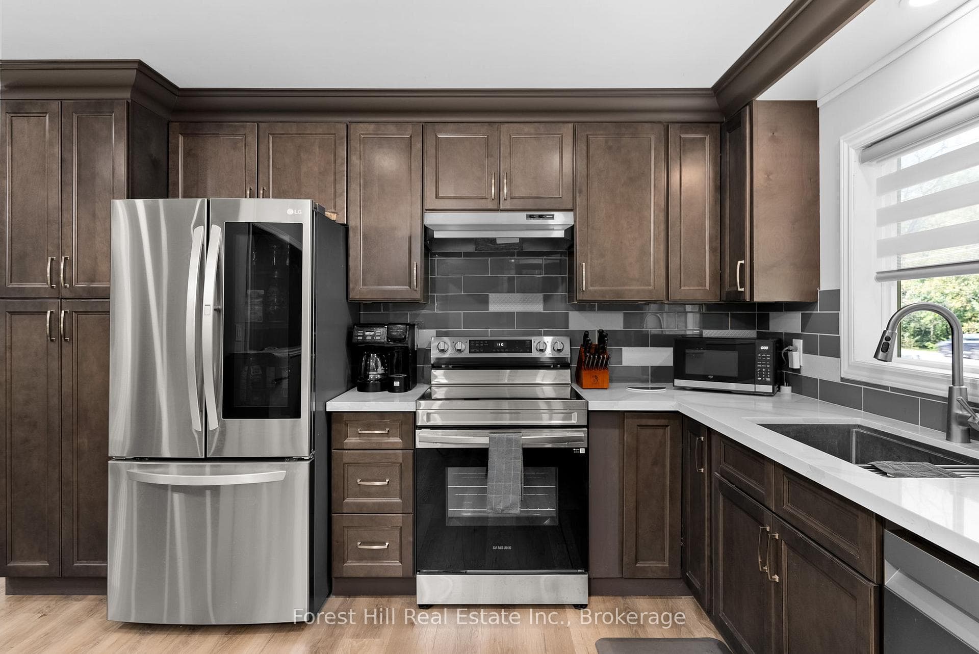 1190 Winhara Road photo 10