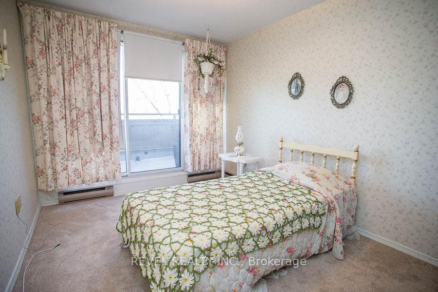 36 Hayhurst Road Unit 349 photo 14