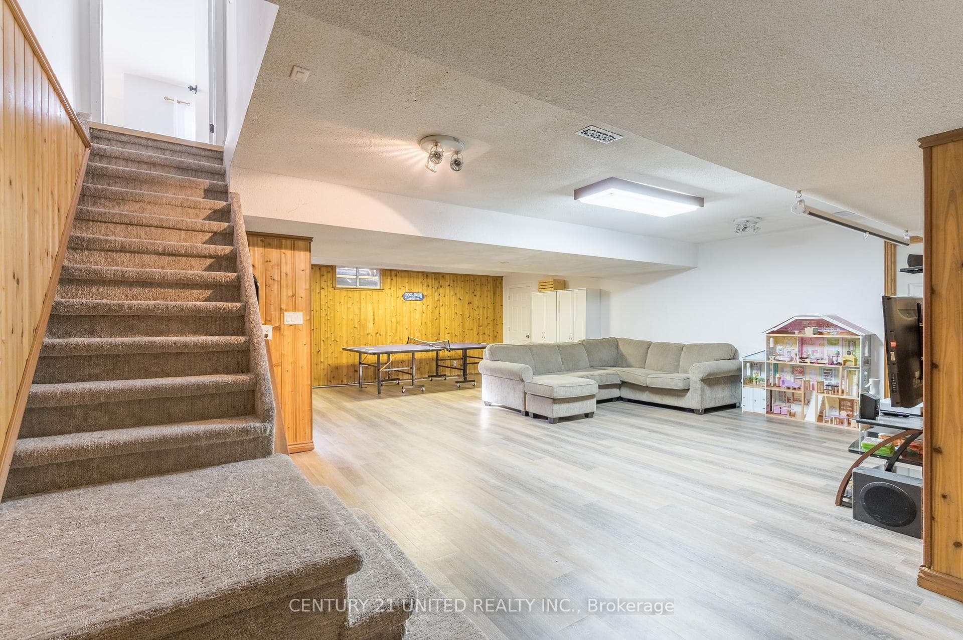 193 Kenedon Drive photo 41