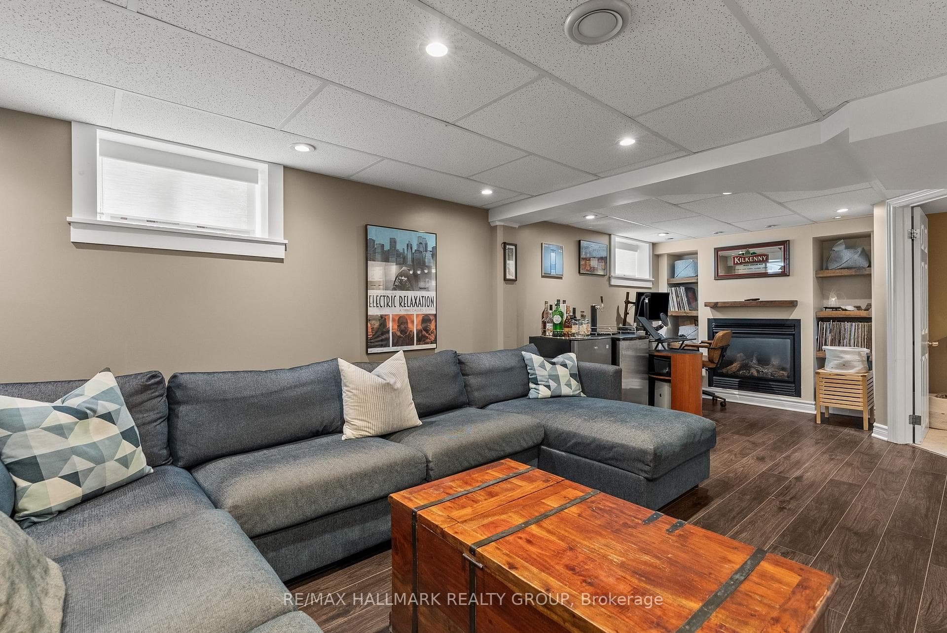 Gas fireplace on lower level