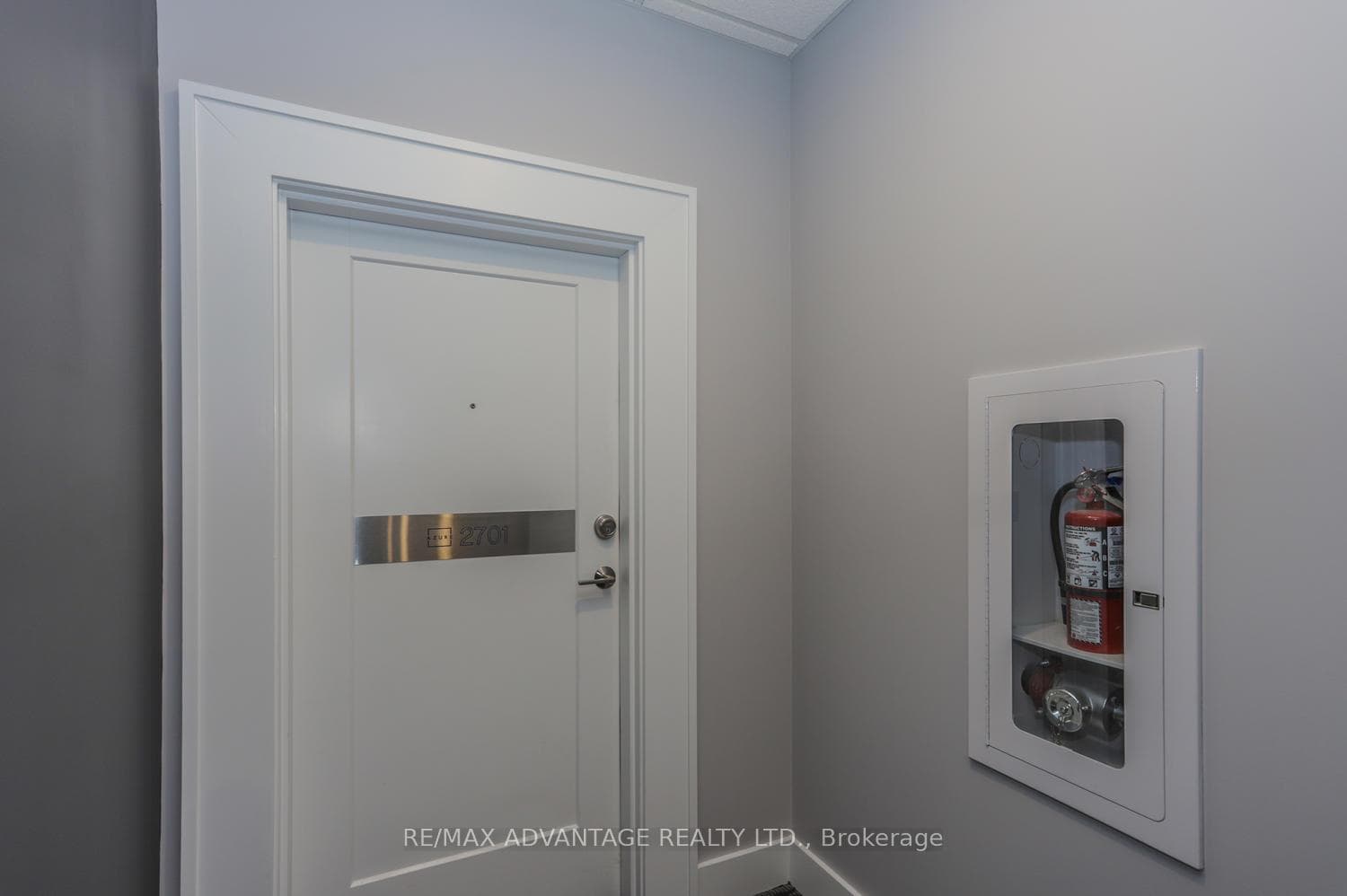 505 Talbot Street Unit 2701 photo 37