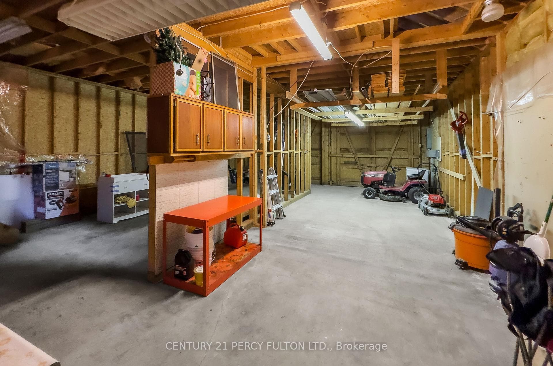 79 BROOK Road photo 44