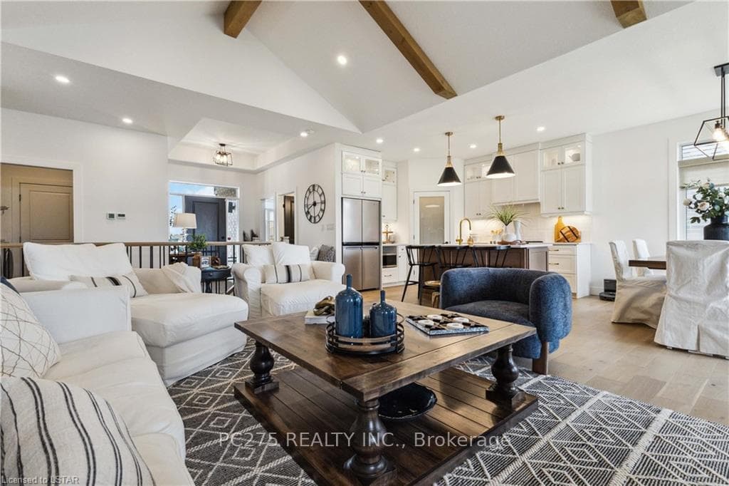 193 COLLINS Way photo 15