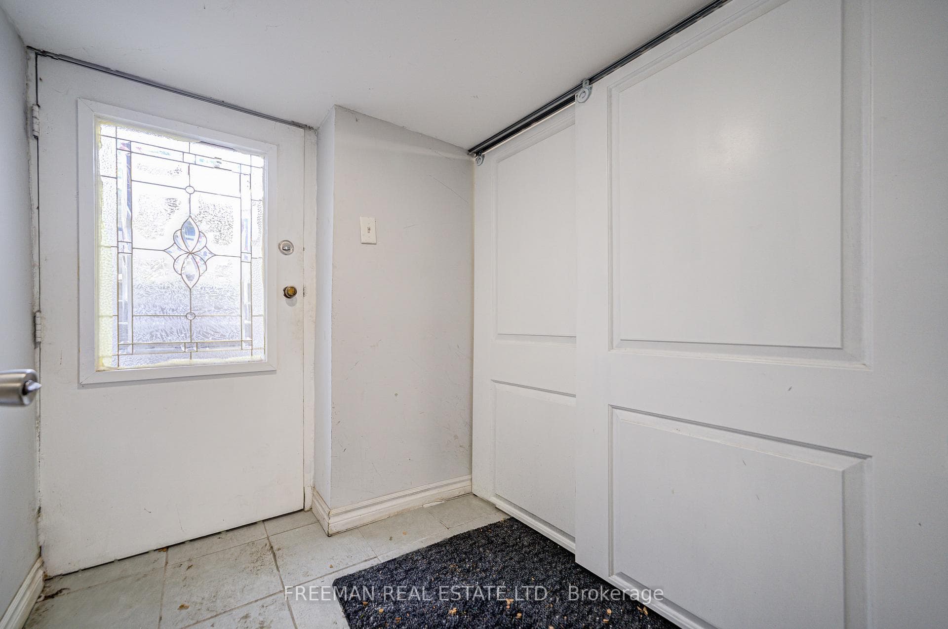 164 Christie Street photo 23