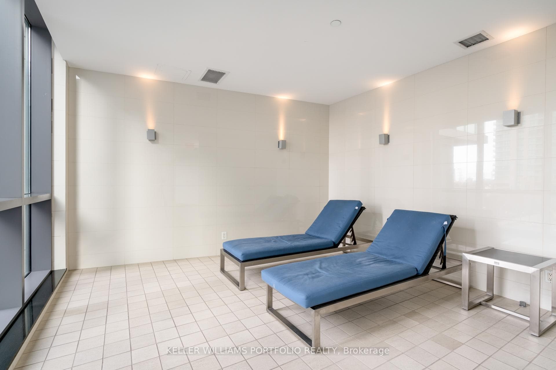 215 Sherway Gardens Road Unit 1102 photo 27