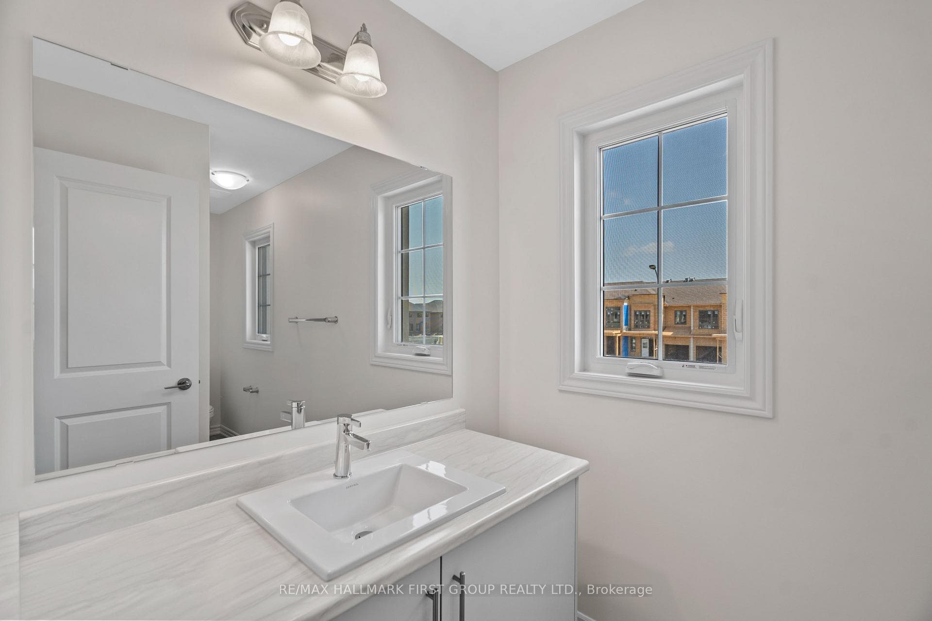 72 Velvet Drive photo 23