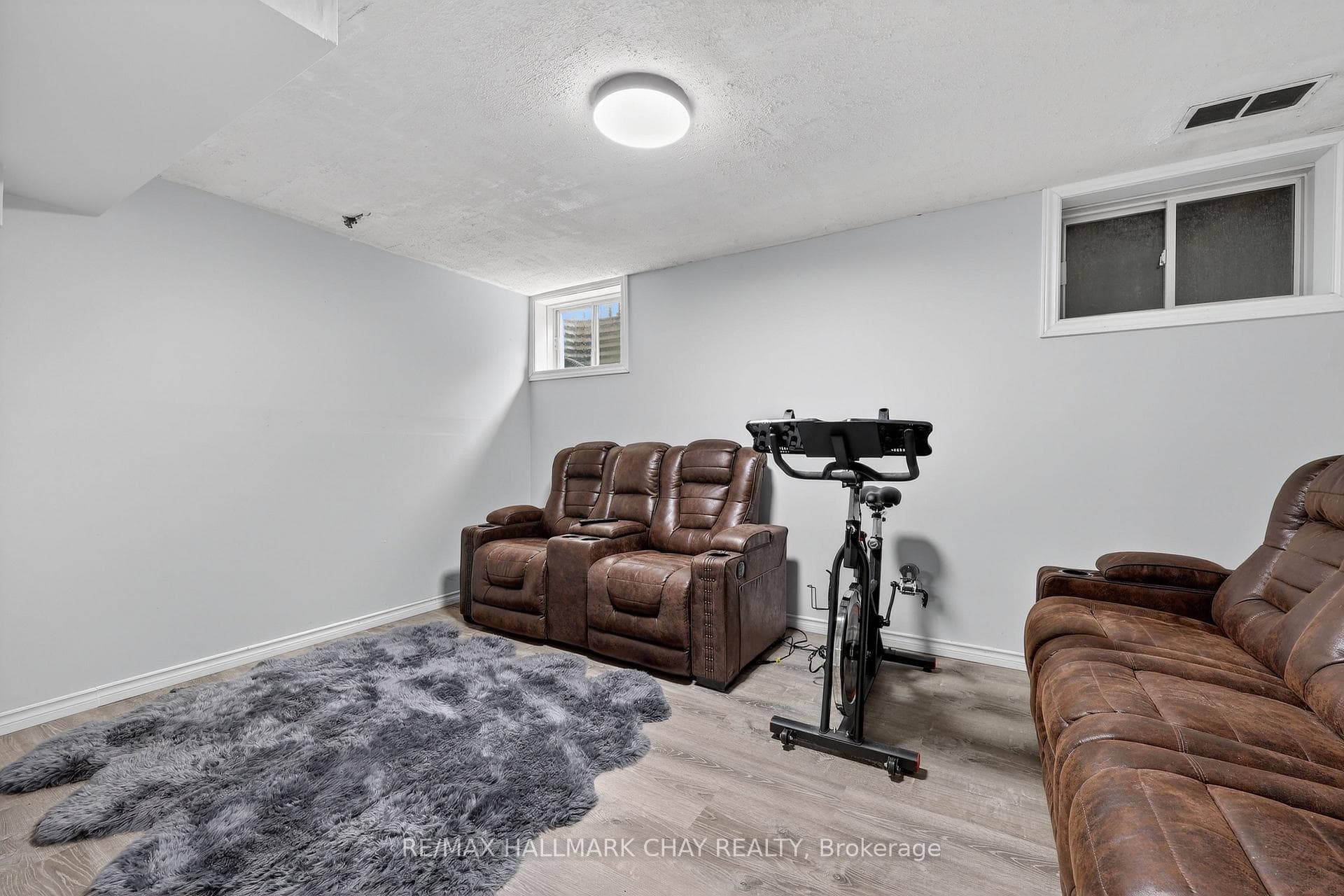 94 Lee Crescent photo 16