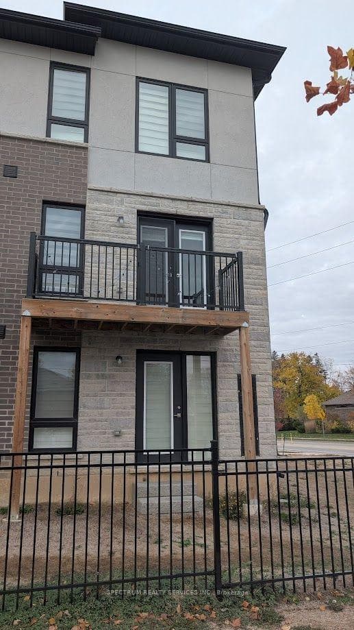 720 Grey Street Unit 50 photo 18