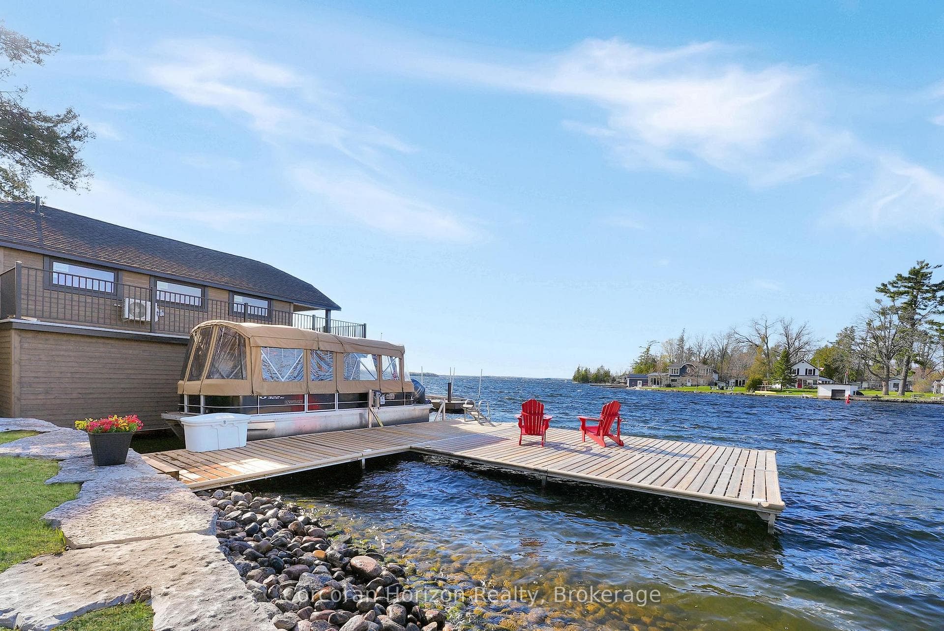 Enjoy the Trent/Severn Waterway at Lock 35