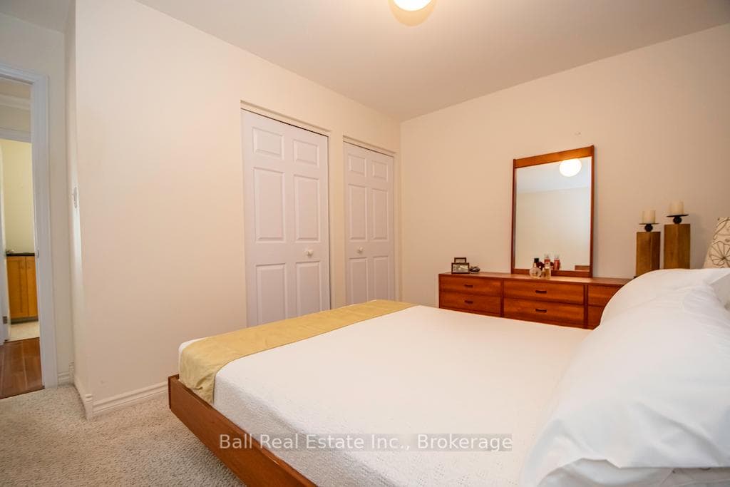 77 Water Street photo 14