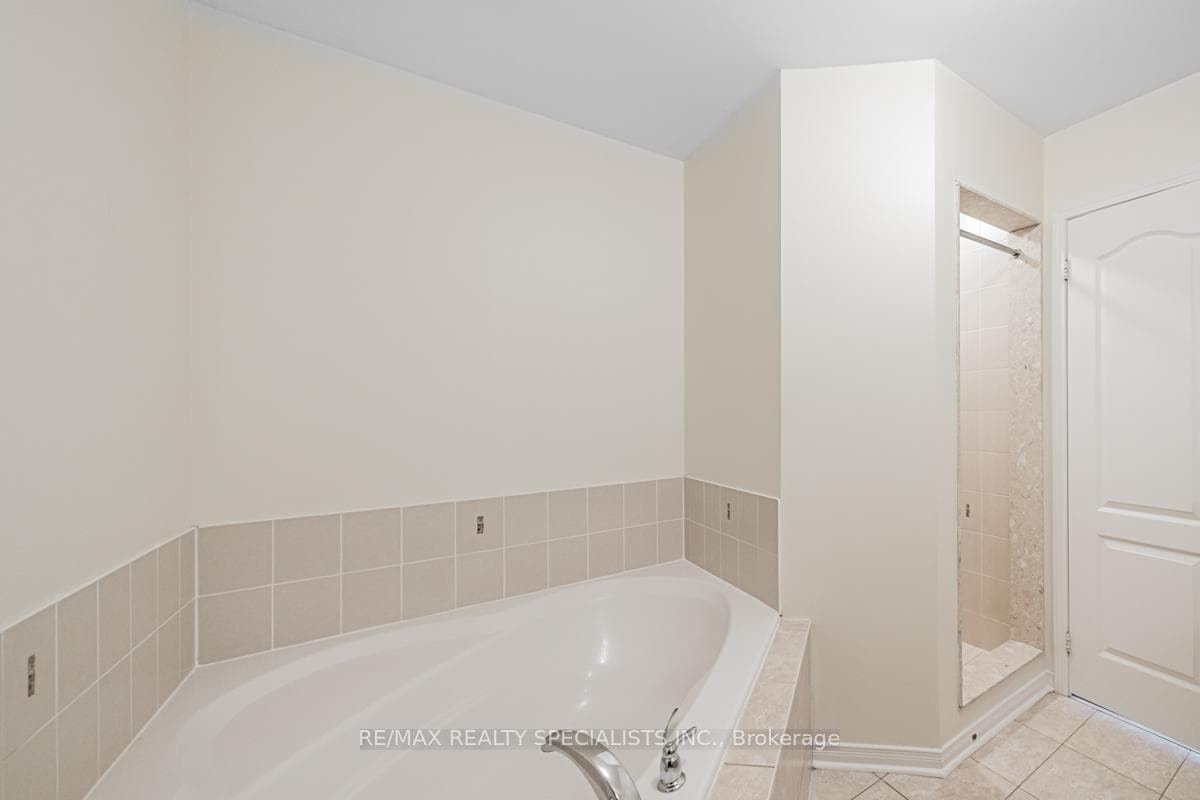 Soaker Tub
