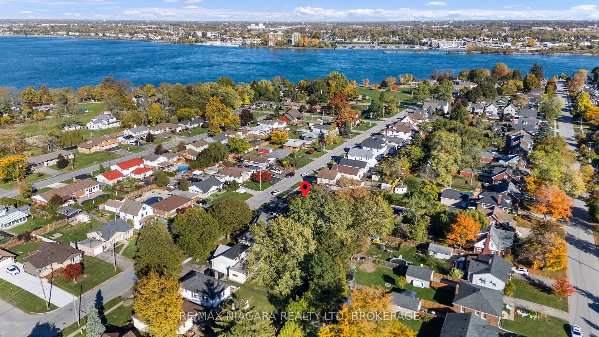 239 Bowen Road photo 34