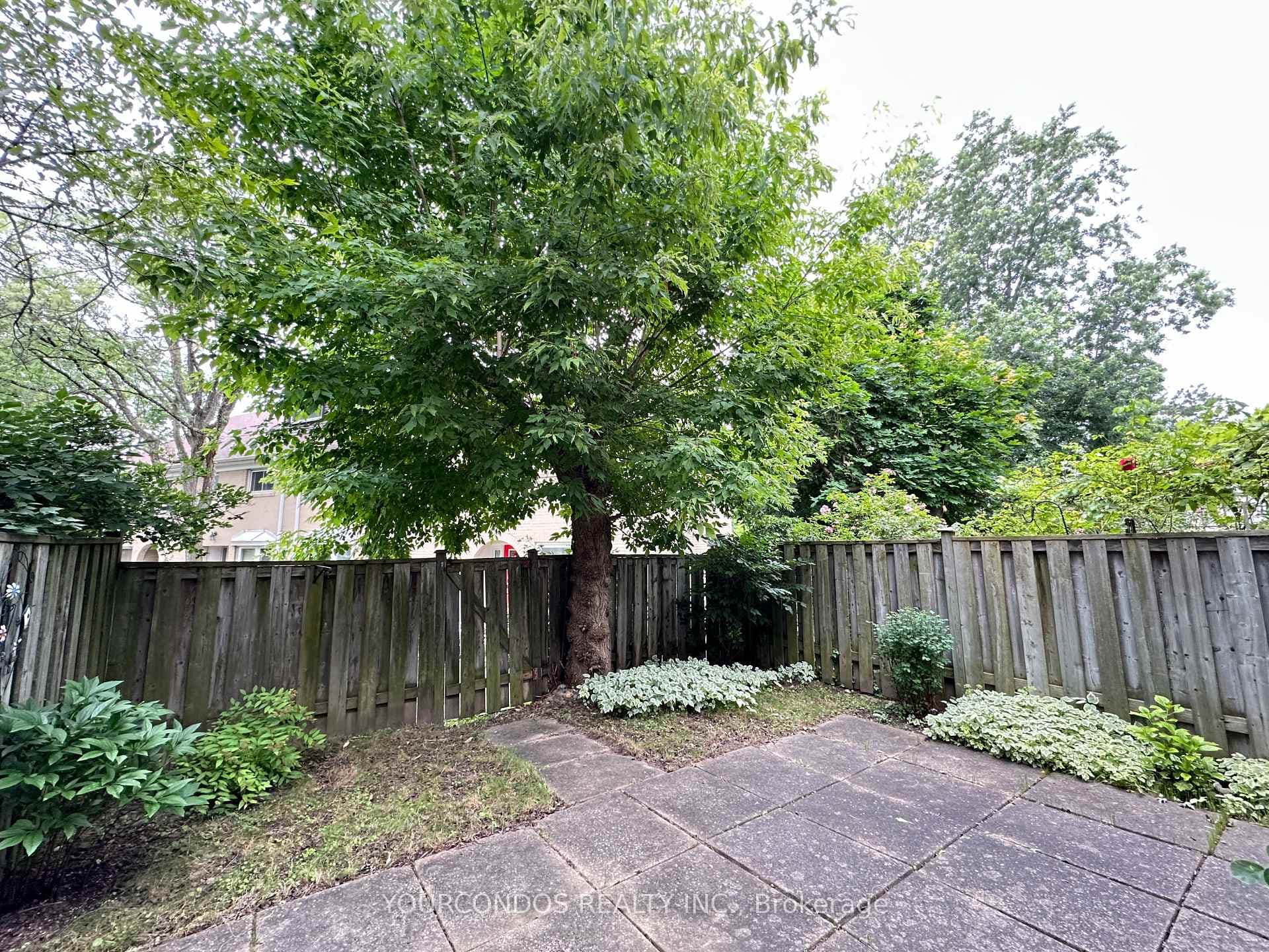 65 Rameau Drive Unit 109 photo 23