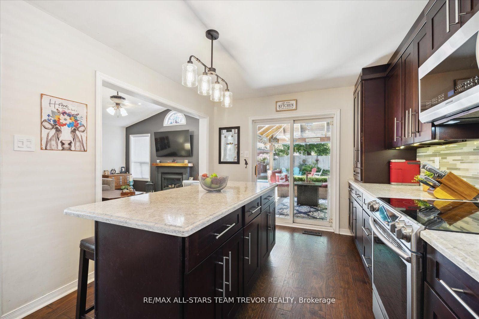 78 Burnaby Drive photo 10