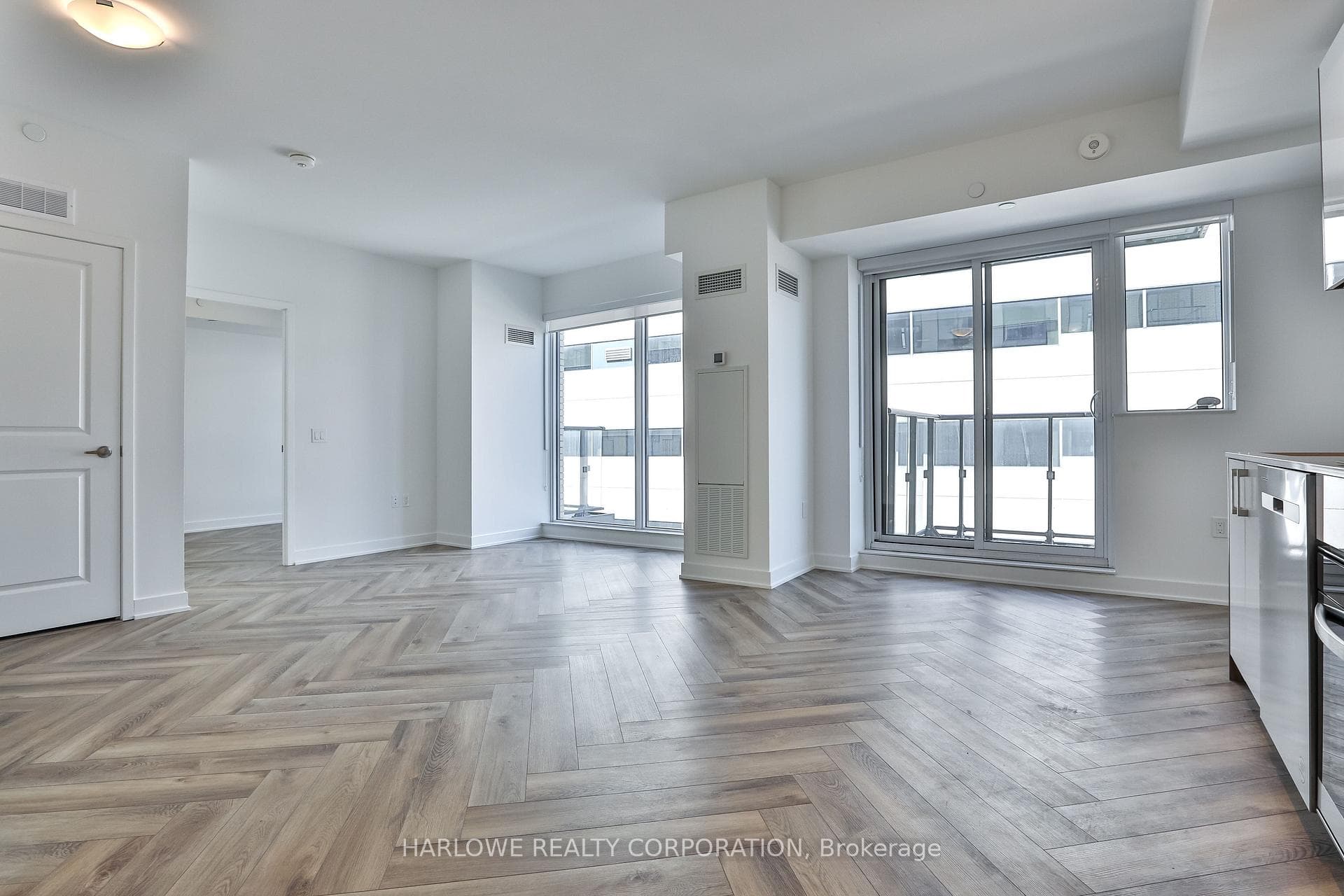 543 Richmond Street Unit 1228 photo 4