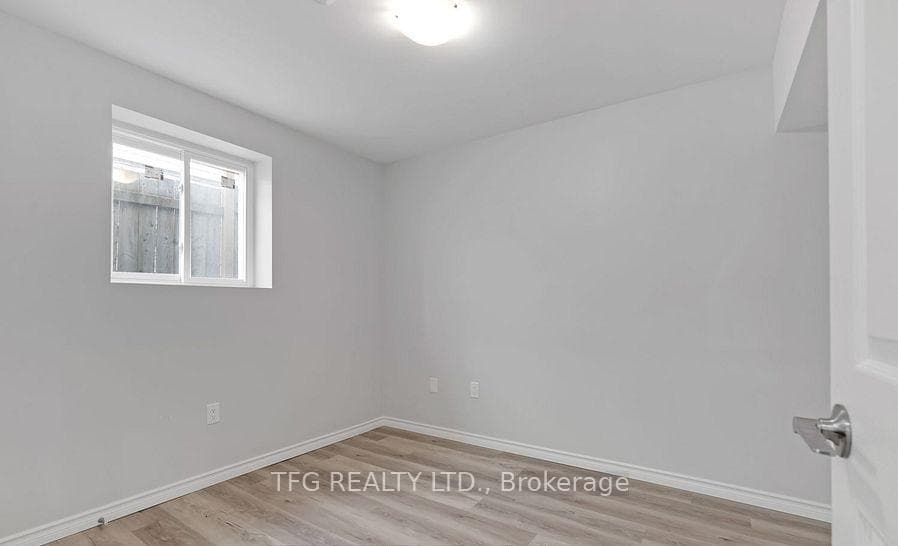 23 Cherry Blossom Crescent Unit Lower photo 6