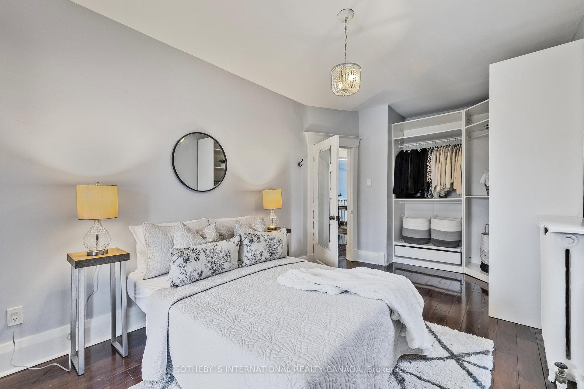 140 Quebec Avenue photo 15