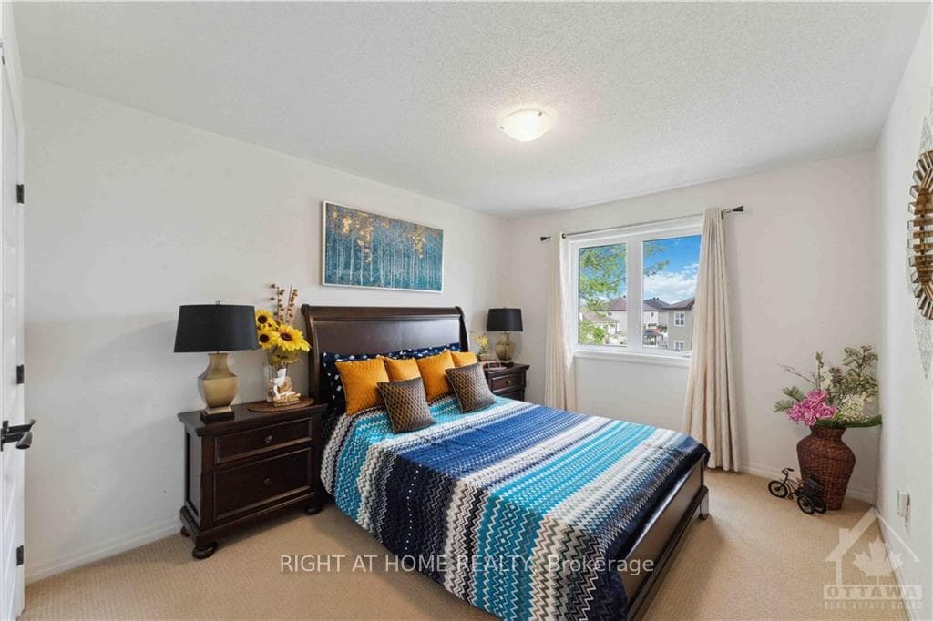546 PEERLESS Street photo 16
