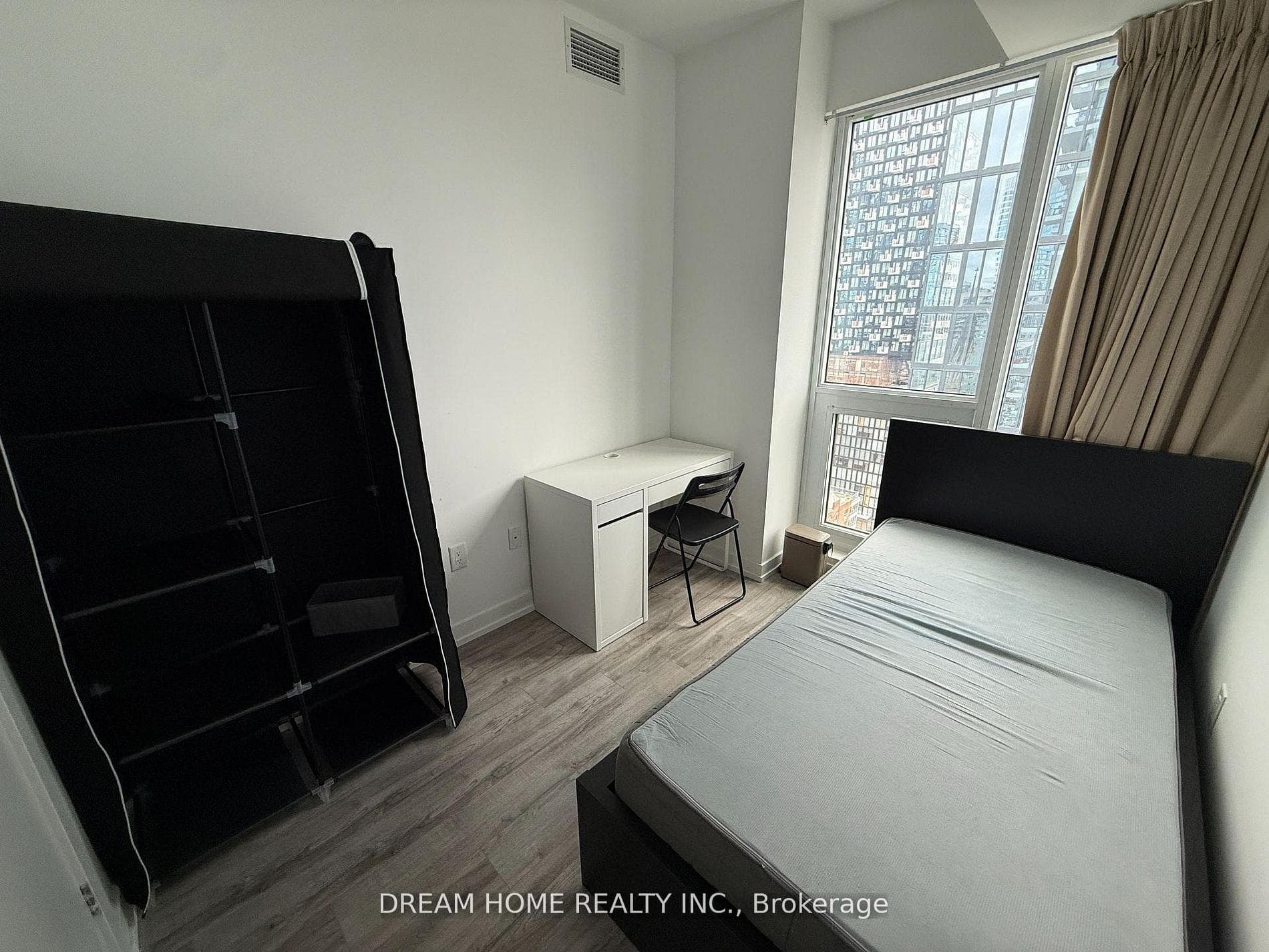 77 shuter Street Unit 2310 photo 8