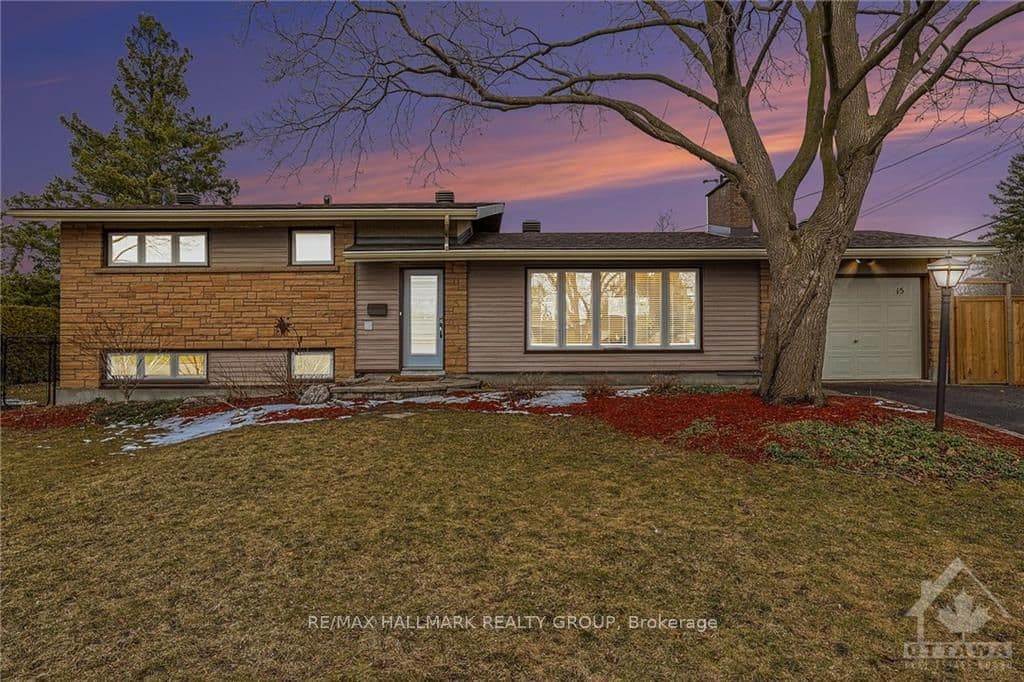15 ULLSWATER Drive photo 1