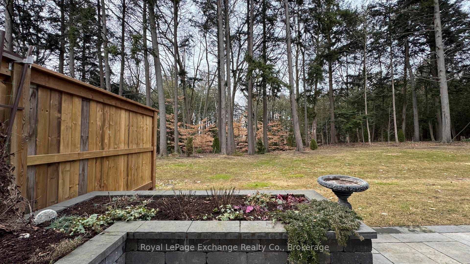 552 Durham Street Unit 14 photo 36