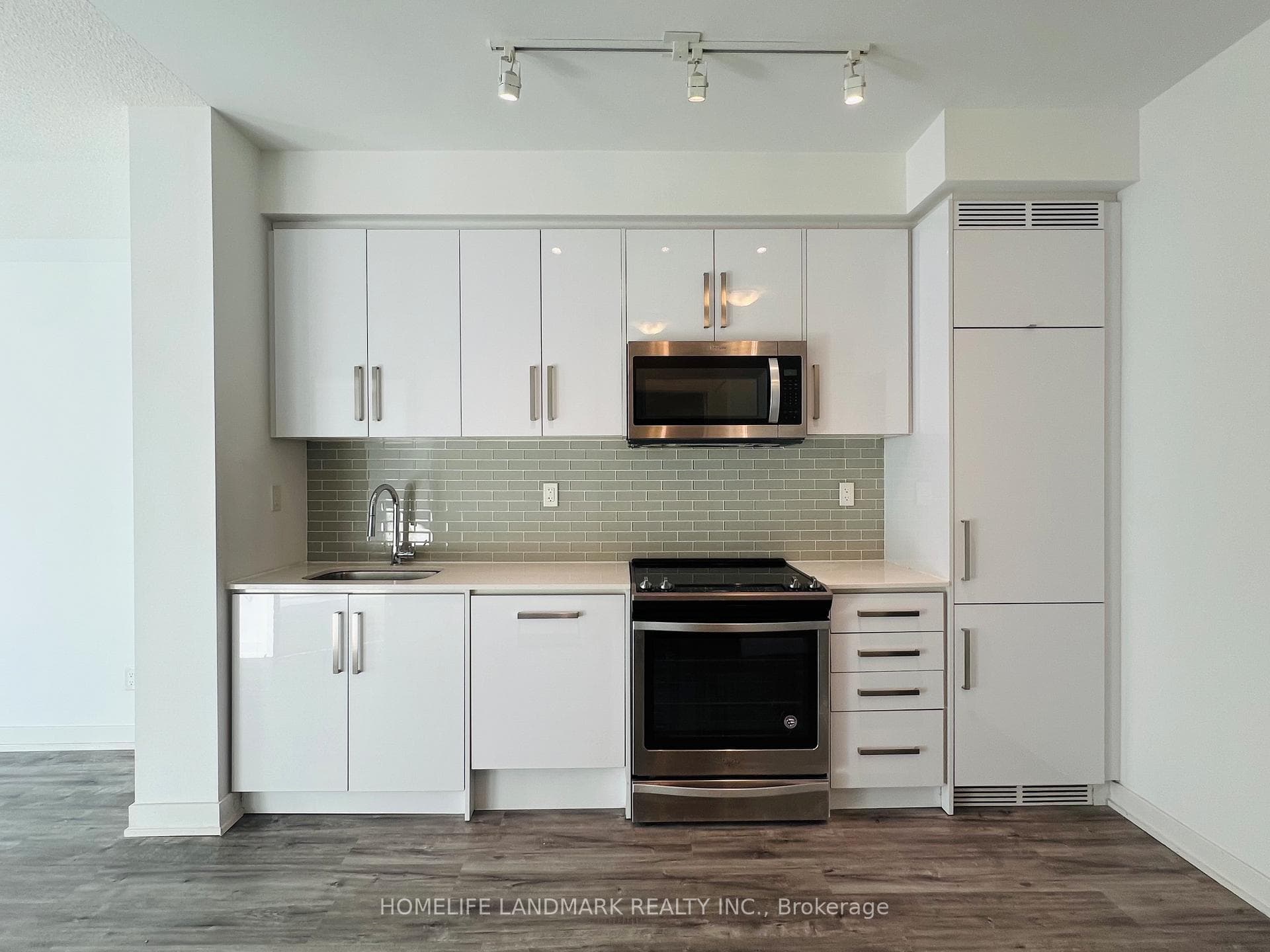 5180 Yonge Street Unit 1909 photo 4