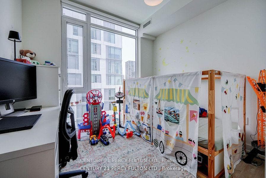 27 Bathurst Street Unit 1501 photo 11