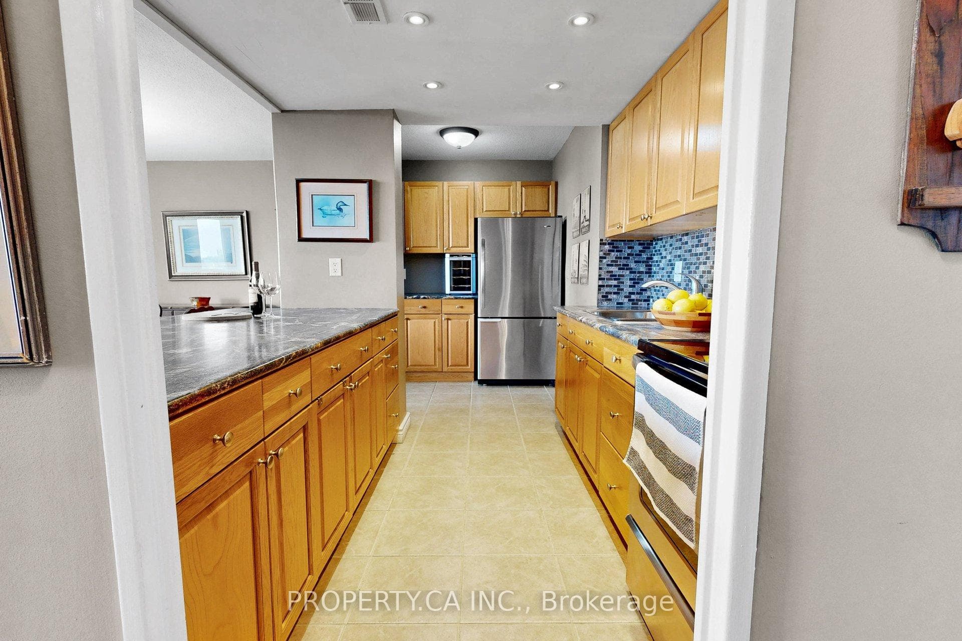 1333 Bloor Street Unit 802 photo 4