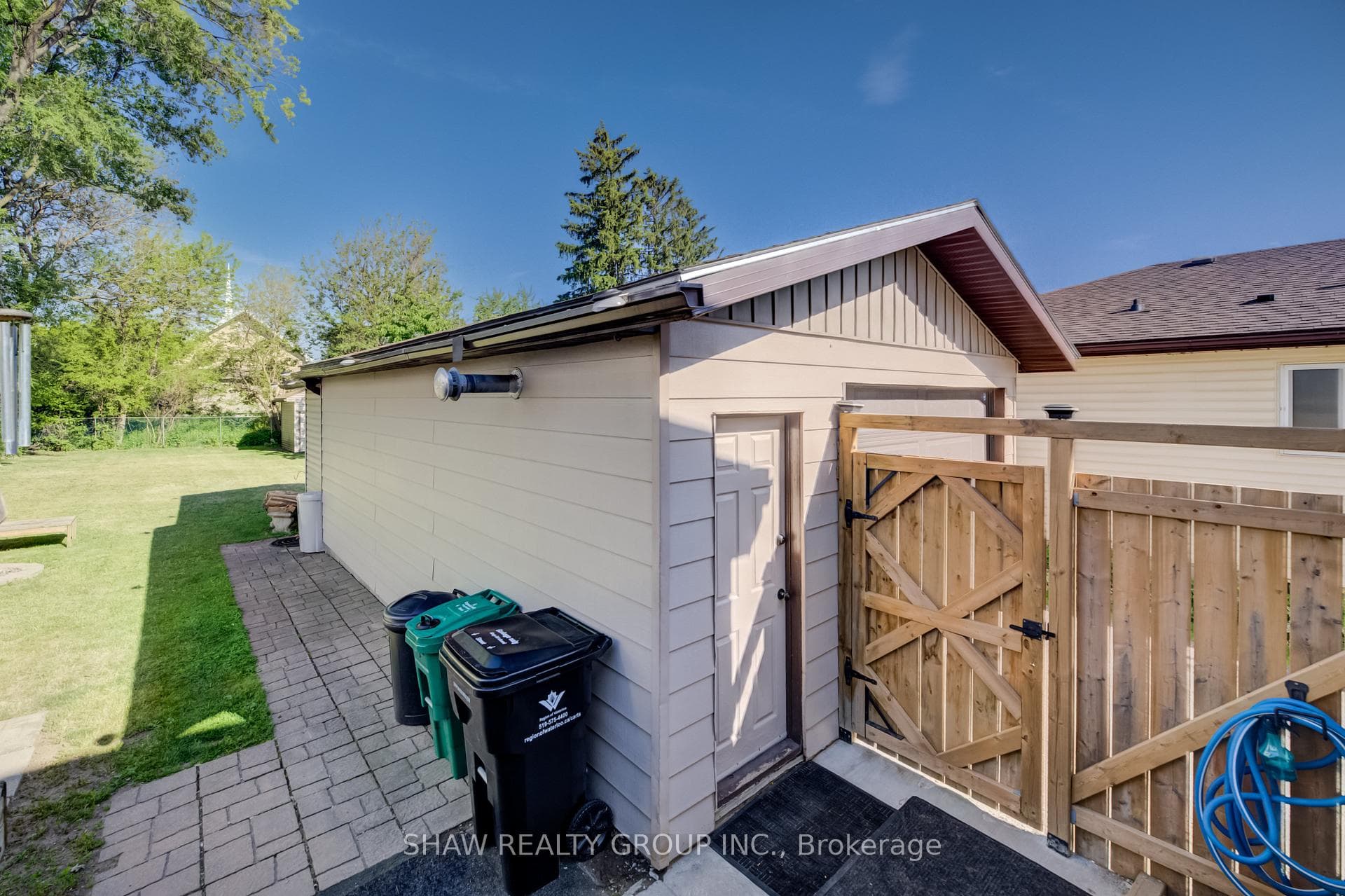 157 Fifth Avenue photo 28