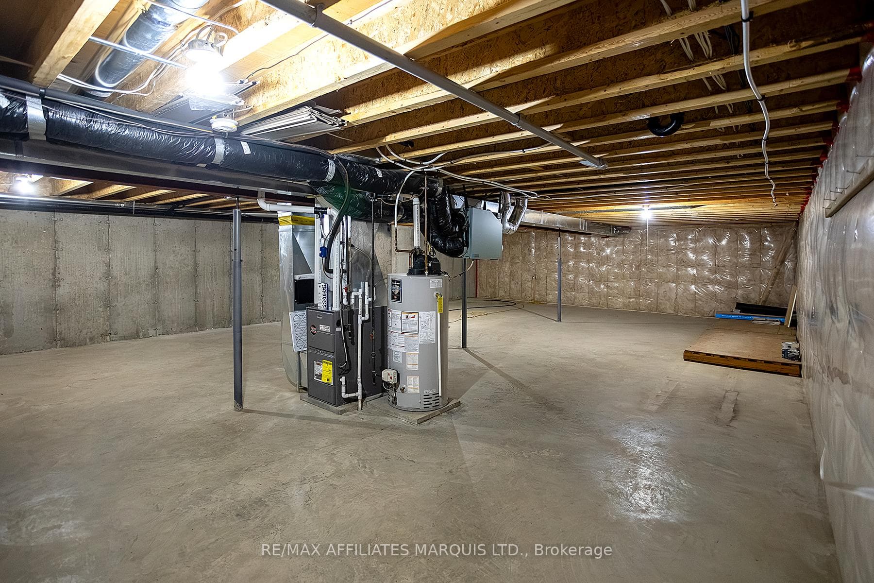 12057 LAKESHORE Drive photo 26