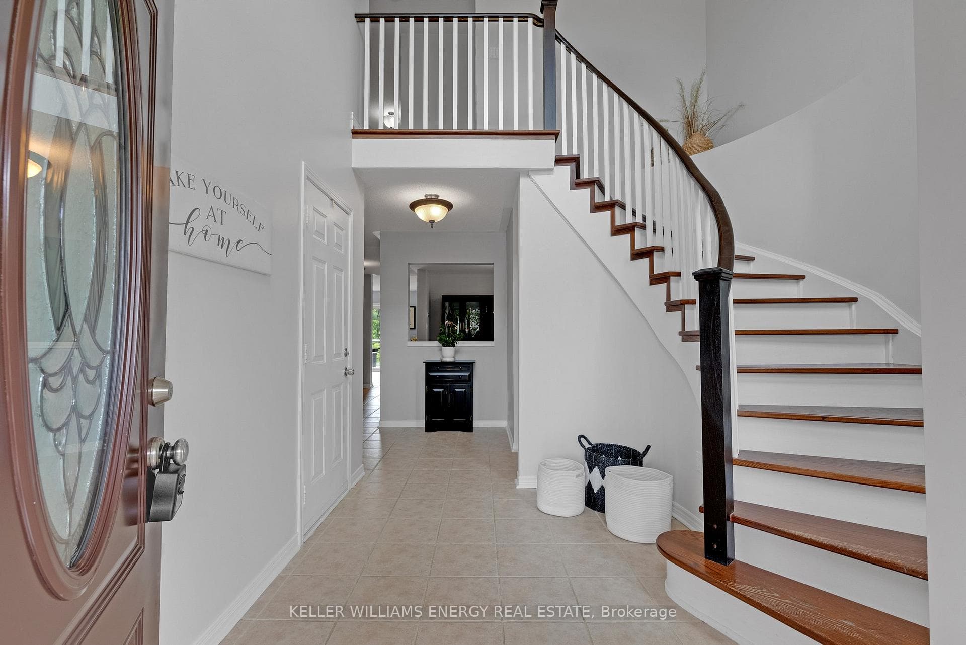 137 Guildwood Drive photo 7