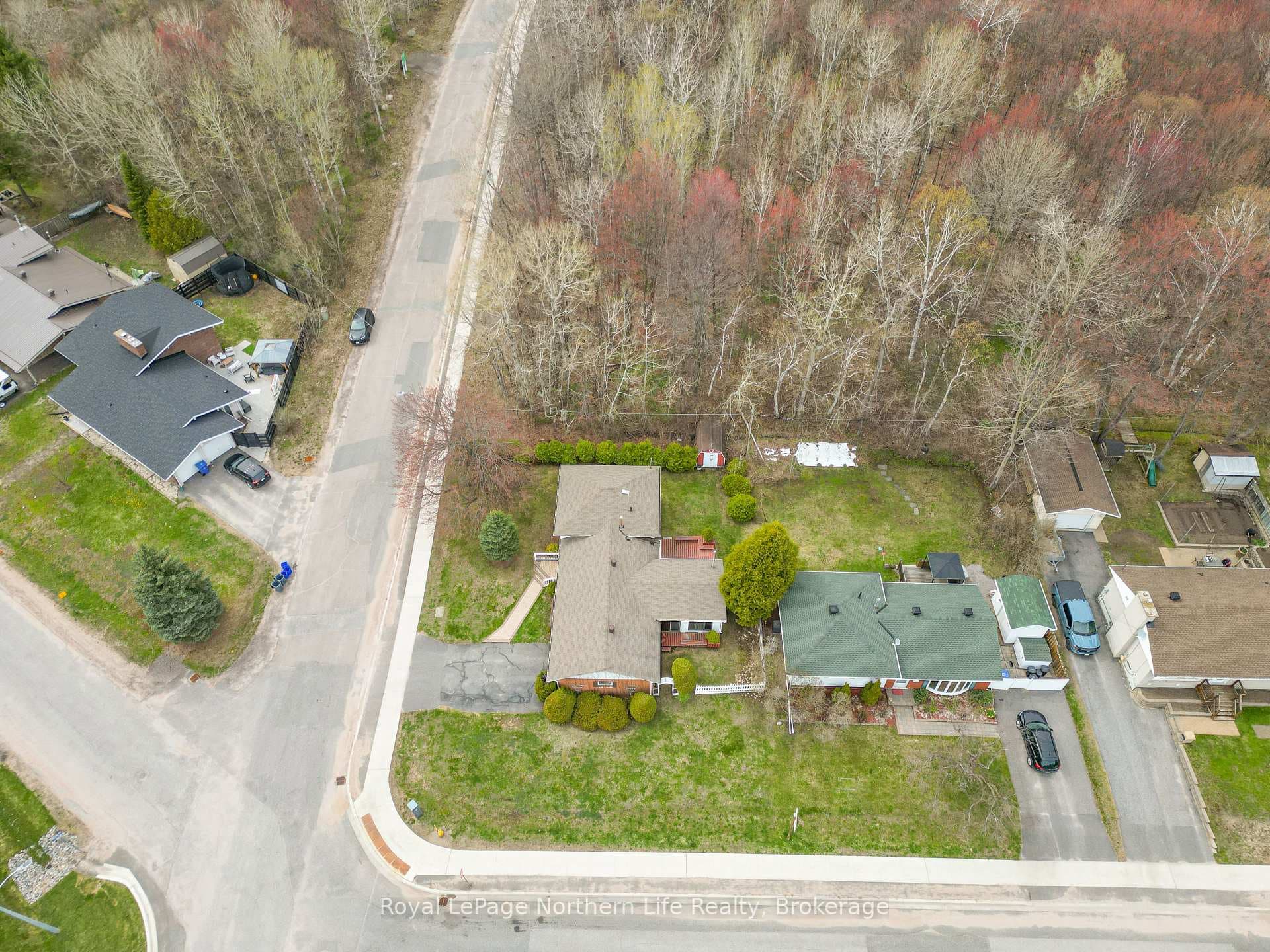 1608 Parkwood Drive photo 40