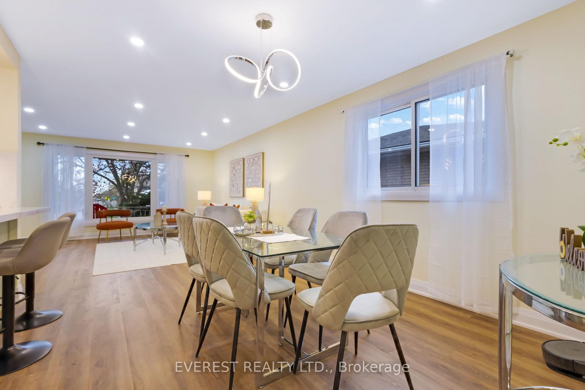 27 Lavina Crescent photo 16