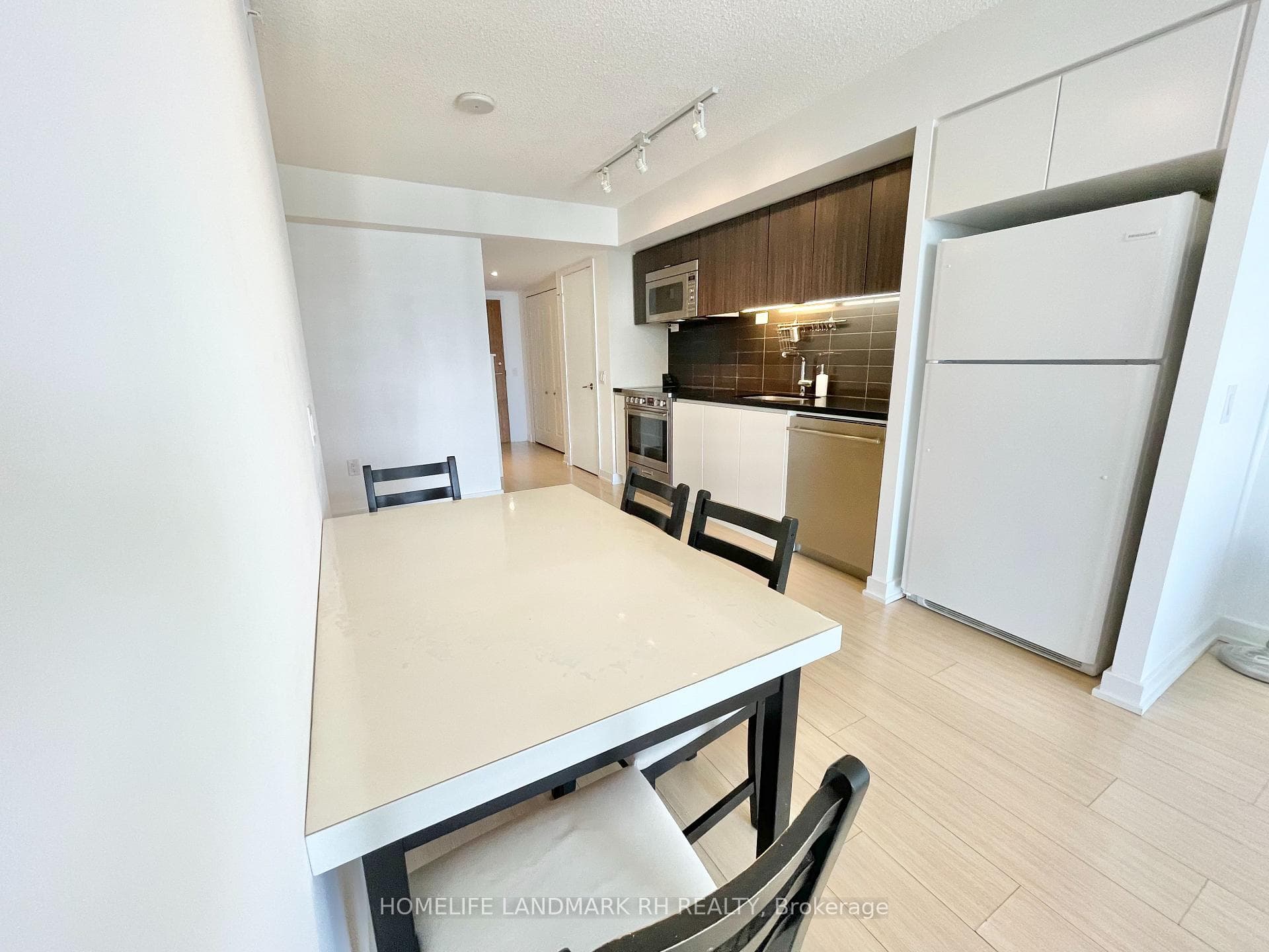 75 Queens Wharf Road Unit 4203 photo 8
